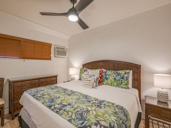 One Bedroom Sleeps Four Great Views