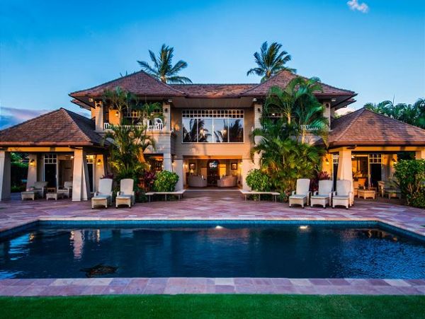 One of Maui's Most Exclusive Beach Villas-Kaanapali