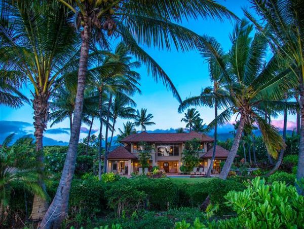 One of Maui's Most Exclusive Beach Villas-Kaanapali