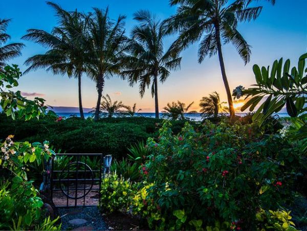 One of Maui's Most Exclusive Beach Villas-Kaanapali