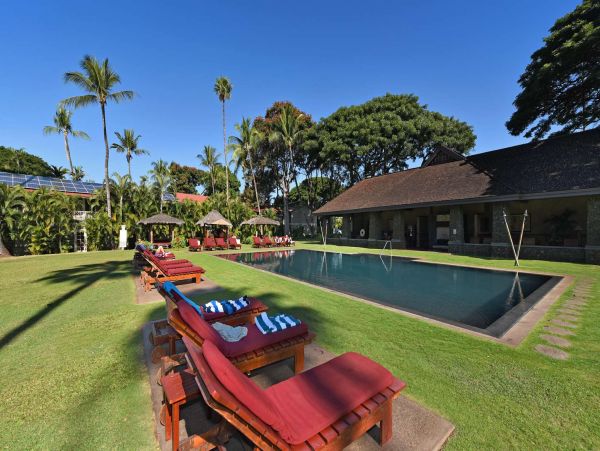 Lahaina Beautiful Two Bedroom Vacation Rentals Close to Beach