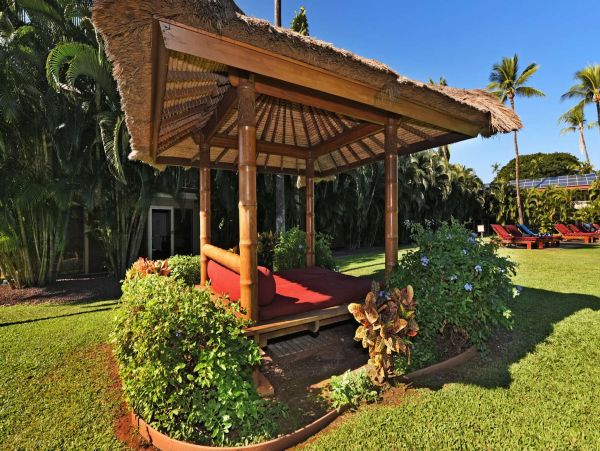 Lahaina Beautiful Two Bedroom Vacation Rentals Close to Beach