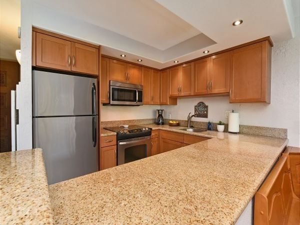 Kahana Vacation Condo One Bedroom Sleeps 4 Guests