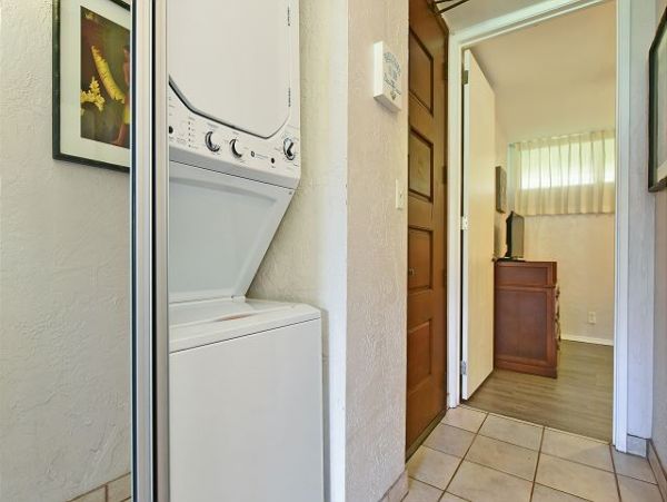 Kahana Vacation Condo One Bedroom Sleeps 4 Guests