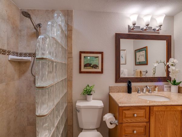 Oceanfront Condo with Spectacular Views & Beach Access