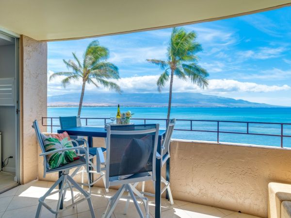 Oceanfront Condo with Spectacular Views & Beach Access