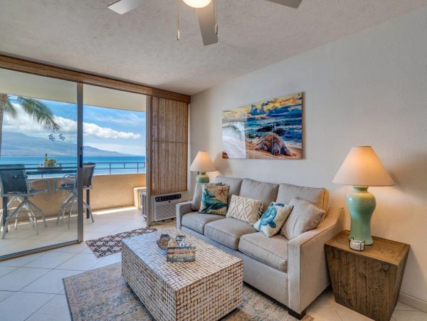 Oceanfront Condo with Spectacular Views & Beach Access