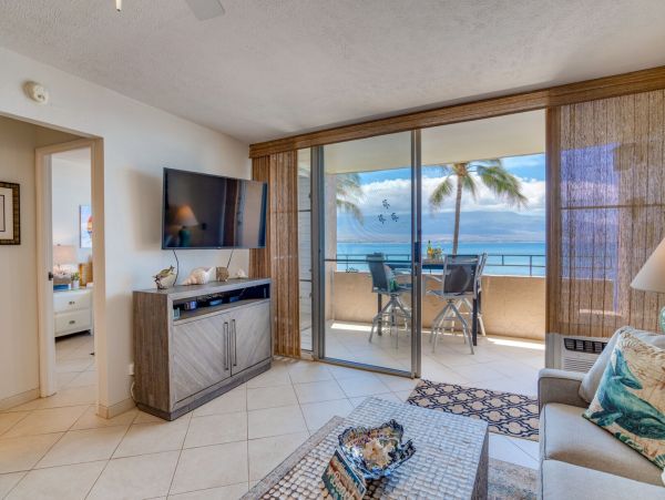 Oceanfront Condo with Spectacular Views & Beach Access