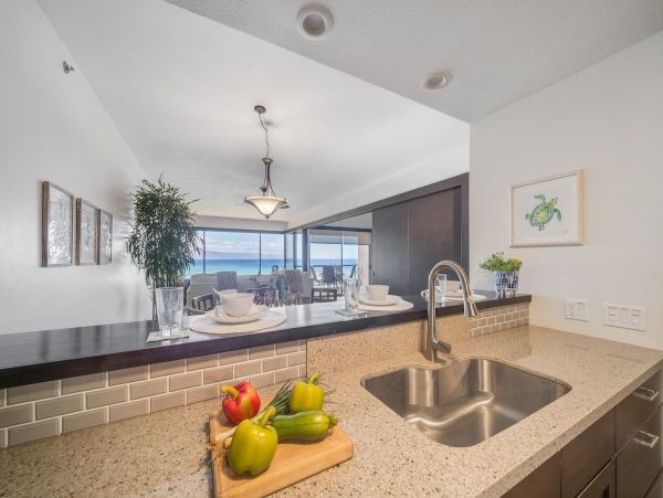 Kahana Vacation Condo - Oceanfront Two Bedroom Rental with Pool