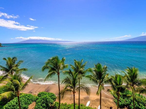 Kahana Vacation Condo - Oceanfront Two Bedroom Rental with Pool