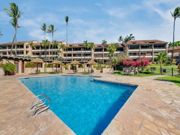 Recently updated Kaanapali Condo