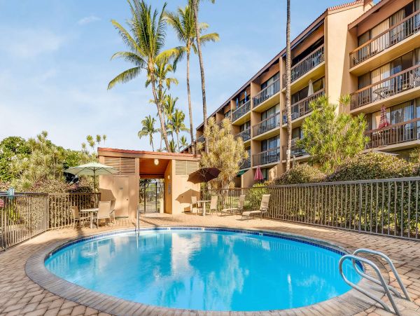 Top Floor 2 Bedroom Condo in South Kihei Ocean View