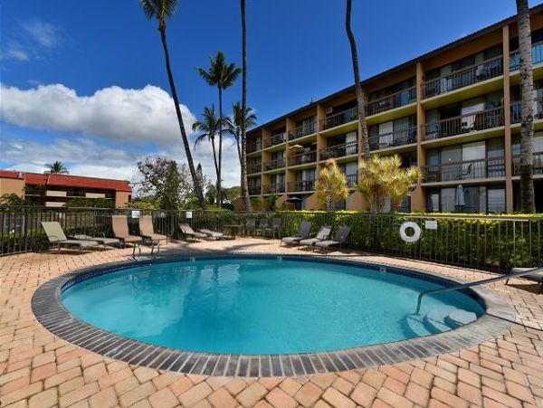 Top Floor 2 Bedroom Condo in South Kihei Ocean View