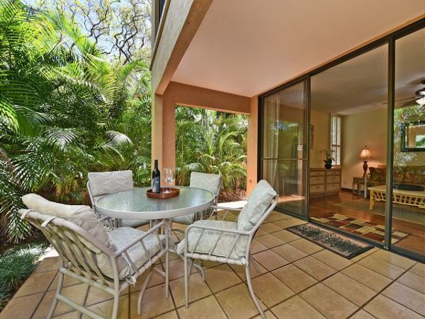 Beautiful Wailea Vacation Condo with Pool Beach Side