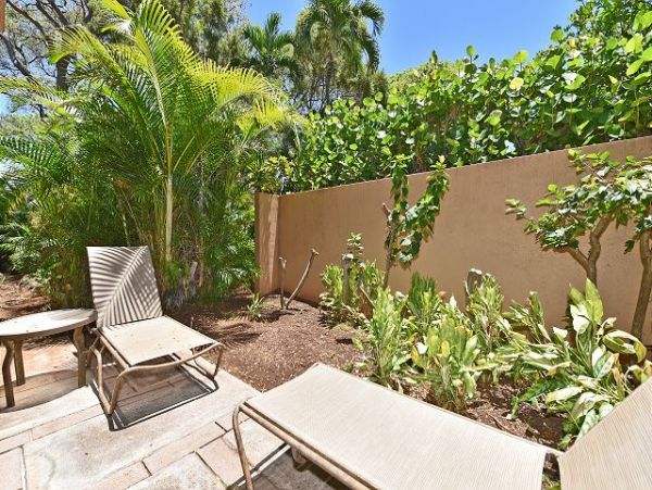 Beautiful Wailea Vacation Condo with Pool Beach Side