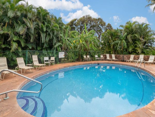 Kaanapali Two Bedroom Vacation Rental Golf & Ocean View