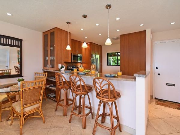 Kaanapali Two Bedroom Vacation Rental Golf & Ocean View