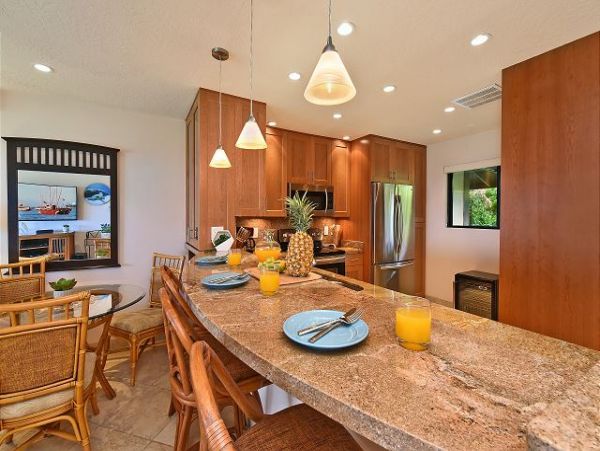 Kaanapali Two Bedroom Vacation Rental Golf & Ocean View