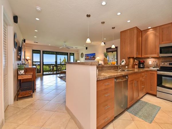 Kaanapali Two Bedroom Vacation Rental Golf & Ocean View