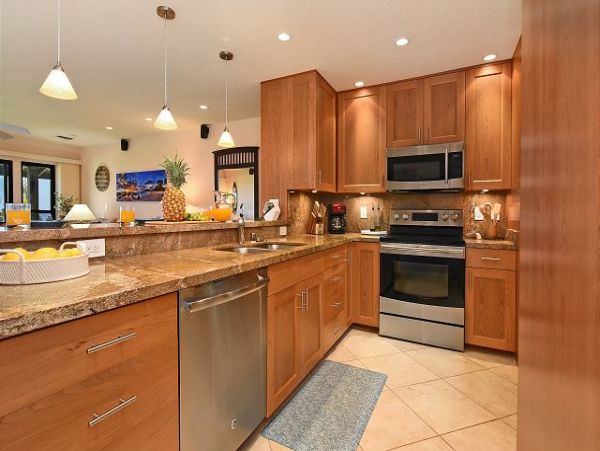 Kaanapali Two Bedroom Vacation Rental Golf & Ocean View