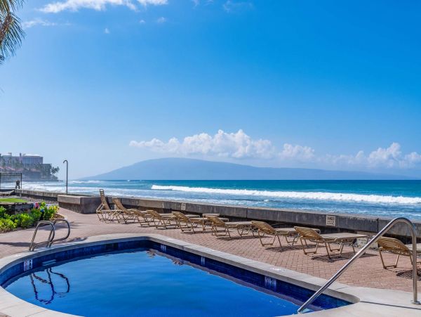 Two Bedroom Vacation Condo in Kaanapali with Ocean Views