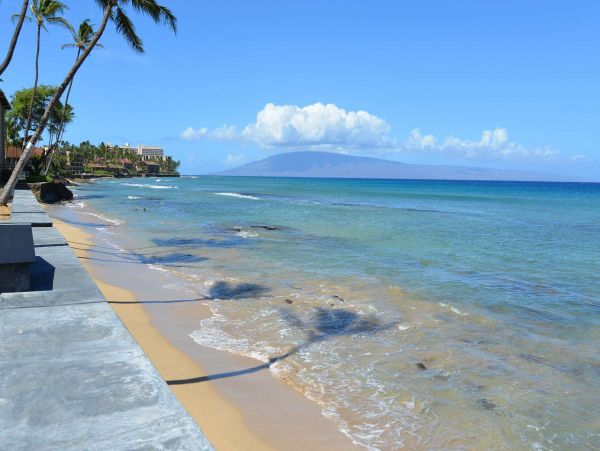 Two Bedroom Vacation Condo in Kaanapali with Ocean Views