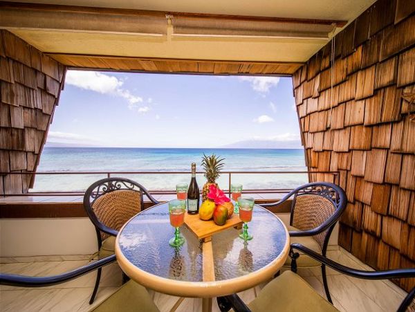 Two Bedroom Vacation Condo in Kaanapali with Ocean Views