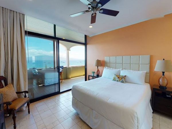 Lahaina One Bedroom Vacation Condo Sleeps 4 Walk To Beach