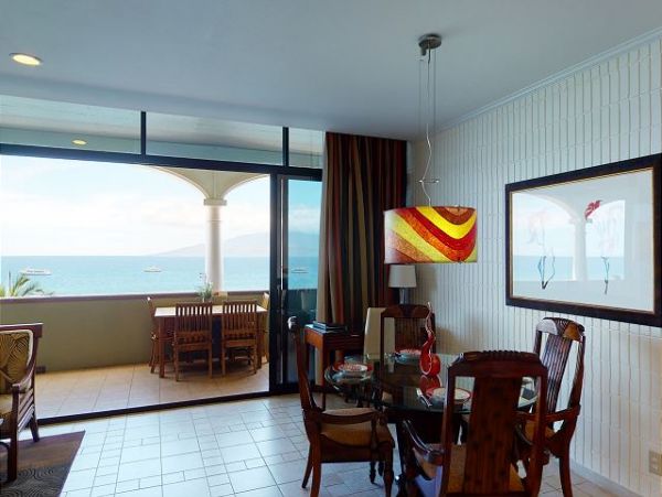 Lahaina One Bedroom Vacation Condo Sleeps 4 Walk To Beach