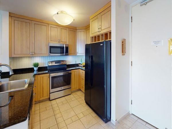 Lahaina One Bedroom Vacation Condo Sleeps 4 Walk To Beach