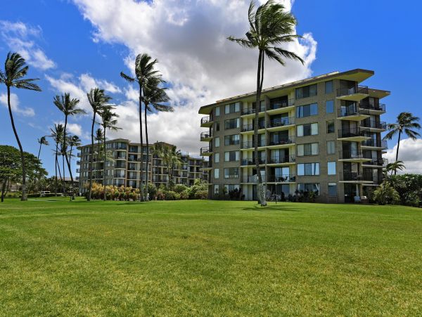 Two Bedroom Oceanfront Condo in Maui Sleeps Six Guests