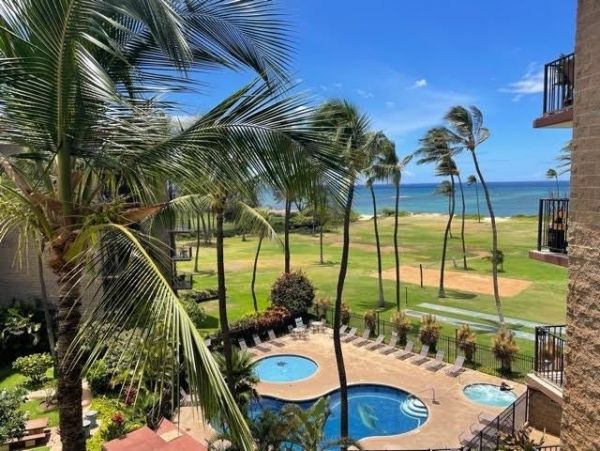 Two Bedroom Oceanfront Condo in Maui Sleeps Six Guests