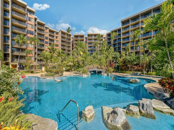 Maui Vacation Rentals - Kaanapali Beachfront 2BR Condo