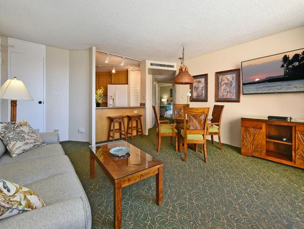 Maui Vacation Rentals - Kaanapali Beachfront 2BR Condo