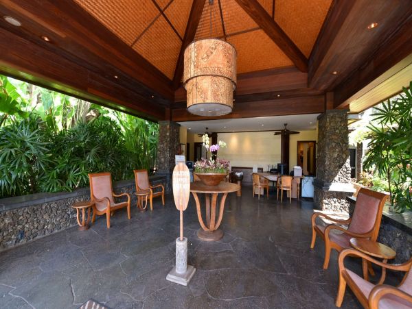 Lahaina Lovely Two Bedroom Home Pool Walk to Dining & Beach - additional view, photo 3