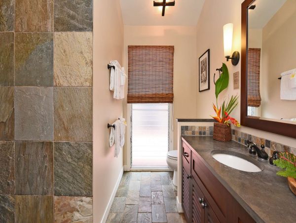 Lahaina Lovely Two Bedroom Home Pool Walk to Dining & Beach