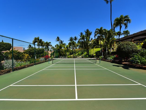 Wailea Vacation Condo Communal Pool Beach Side Sleeps 2