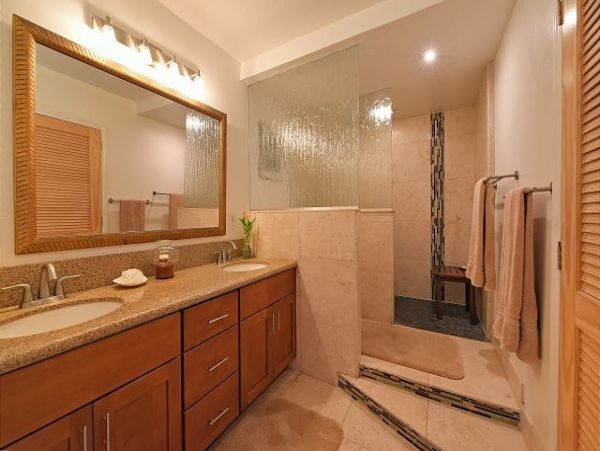 Lahaina One Bedroom Vacation Condo Sleeps 4 Walk To Beach