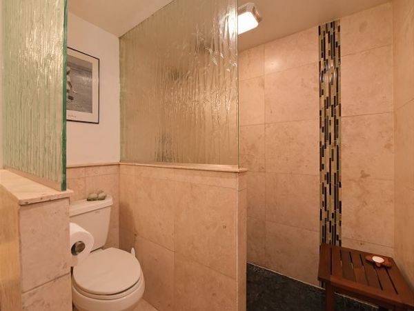 Lahaina One Bedroom Vacation Condo Sleeps 4 Walk To Beach
