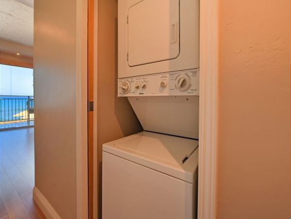 Lahaina One Bedroom Vacation Condo Sleeps 4 Walk To Beach