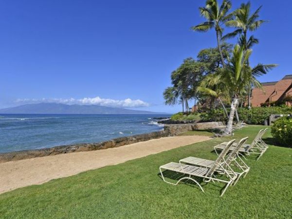 Vacation Rental Beach Condo With Pool In Kahana Ocean Views