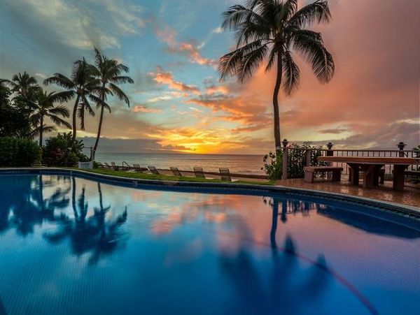 Vacation Rental Beach Condo With Pool In Kahana Ocean Views