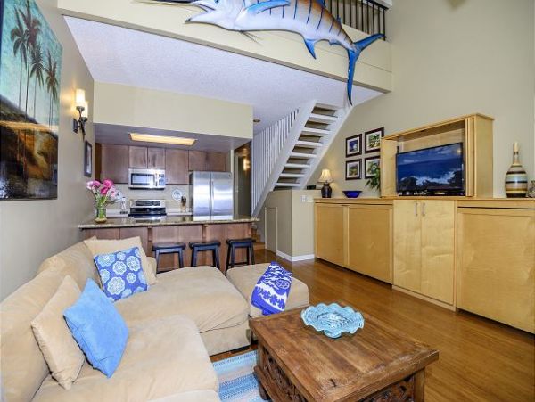 Beachfront Vacation Rental 2 Bedrooms & Ocean Views