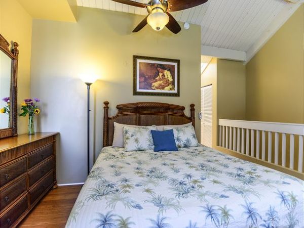 Beachfront Vacation Rental 2 Bedrooms & Ocean Views
