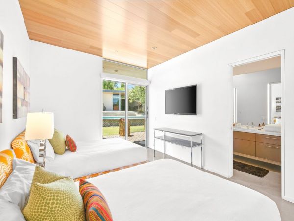 Luxury Palm Desert Modern Style Home with Private Pool & Spa