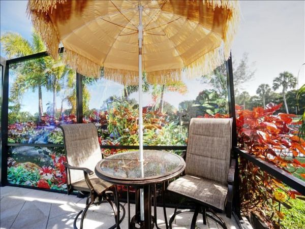 Just Steps to Beach Longboat Key Vacation Caged Pool Home