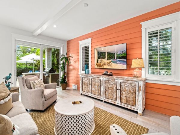 Short Walk to Beach Anna Maria Island Vacation Pool Home