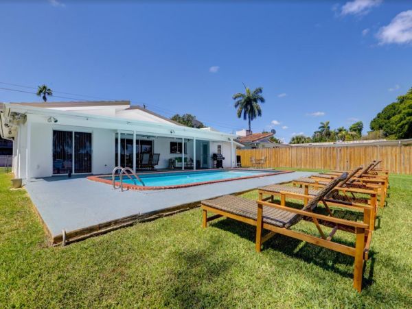 Luxury Four Bedroom Waterfront Home in Miami