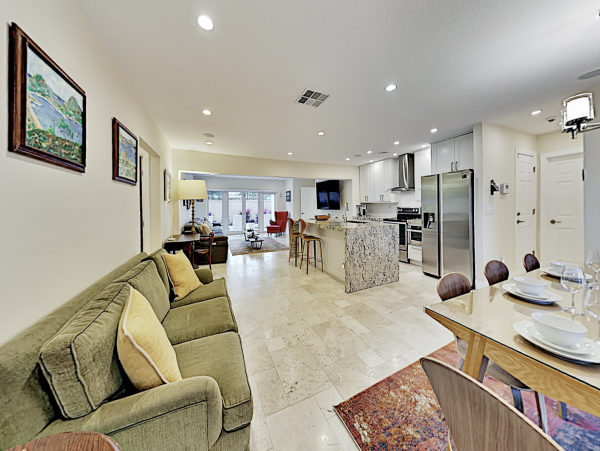 Stunning Pool Vacation Home Fort lauderdale