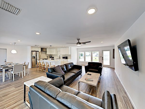 Fort Lauderdale Canal Front 3 Bedroom Vacation Home